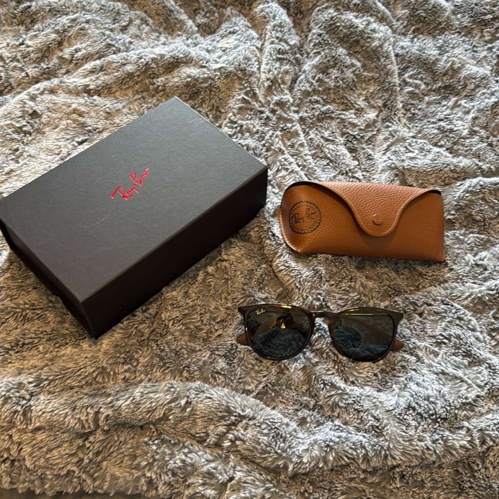 Ray Ban Erika Tortoiseshell sunglasses